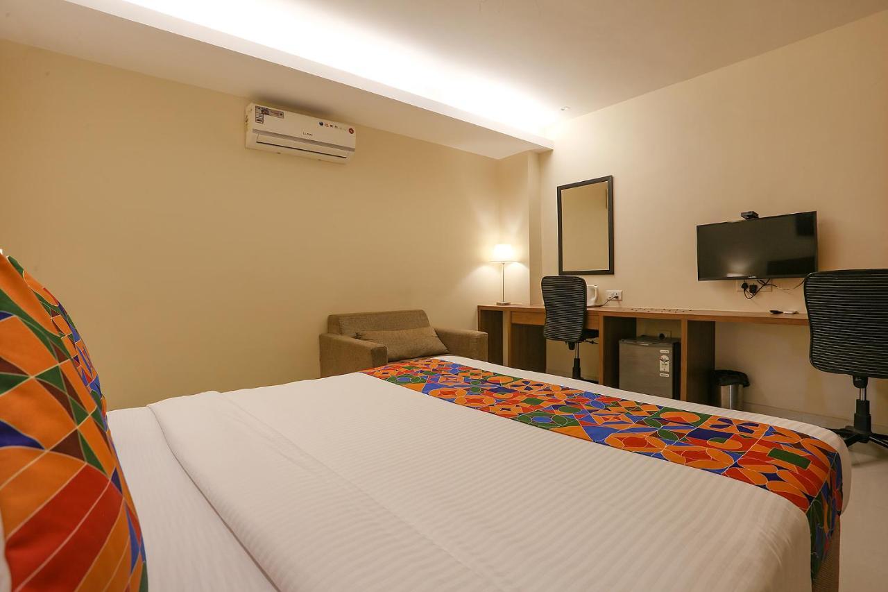 Fabhotel Royal International Mumbai Ngoại thất bức ảnh