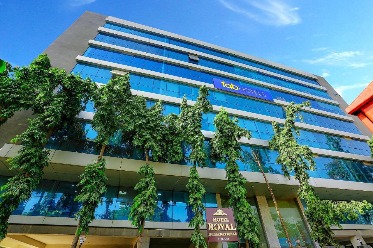 Fabhotel Royal International Mumbai Ngoại thất bức ảnh