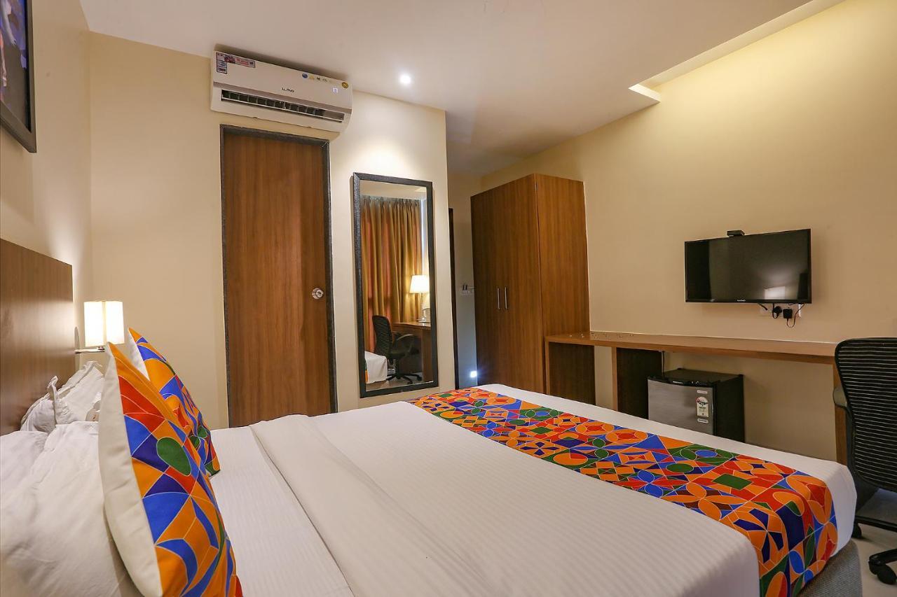 Fabhotel Royal International Mumbai Ngoại thất bức ảnh