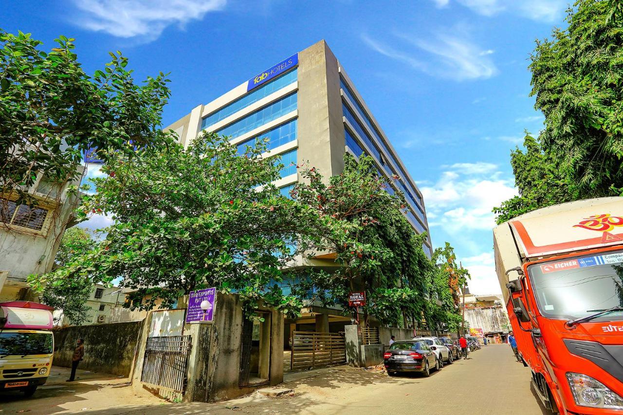 Fabhotel Royal International Mumbai Ngoại thất bức ảnh