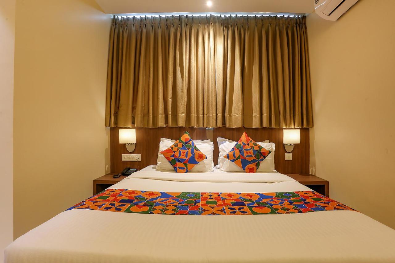 Fabhotel Royal International Mumbai Ngoại thất bức ảnh